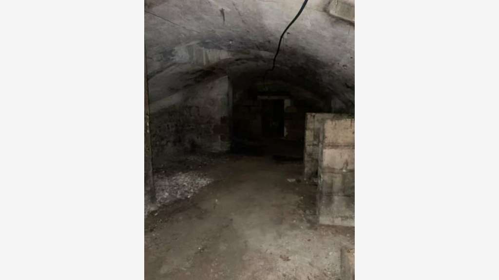 Vente garage cellier cave à Bordeaux St Paul