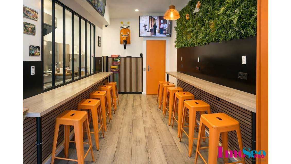 Local 40m² à louer Bordeaux Victoire St Genès