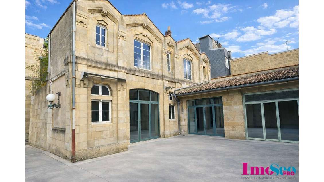 Local 225m² à louer à Bordeaux Fondaudège