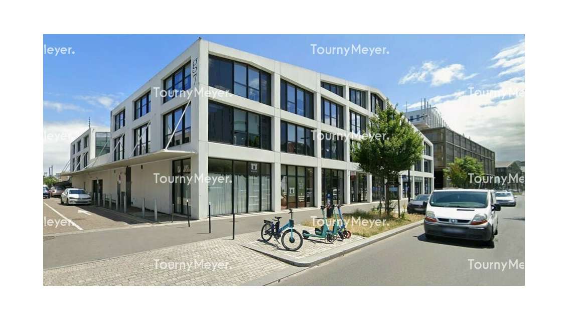 BORDEAUX - LOCAL COMMERCIAL à louer