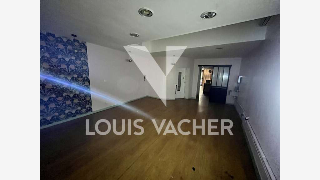 Location pure local de 76m² à Bordeaux Pey Berland