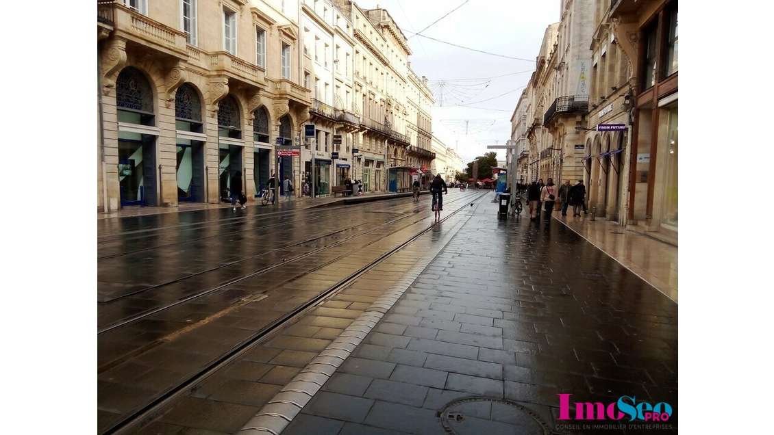 Local commercial 30m² à louer à Bordeaux centre