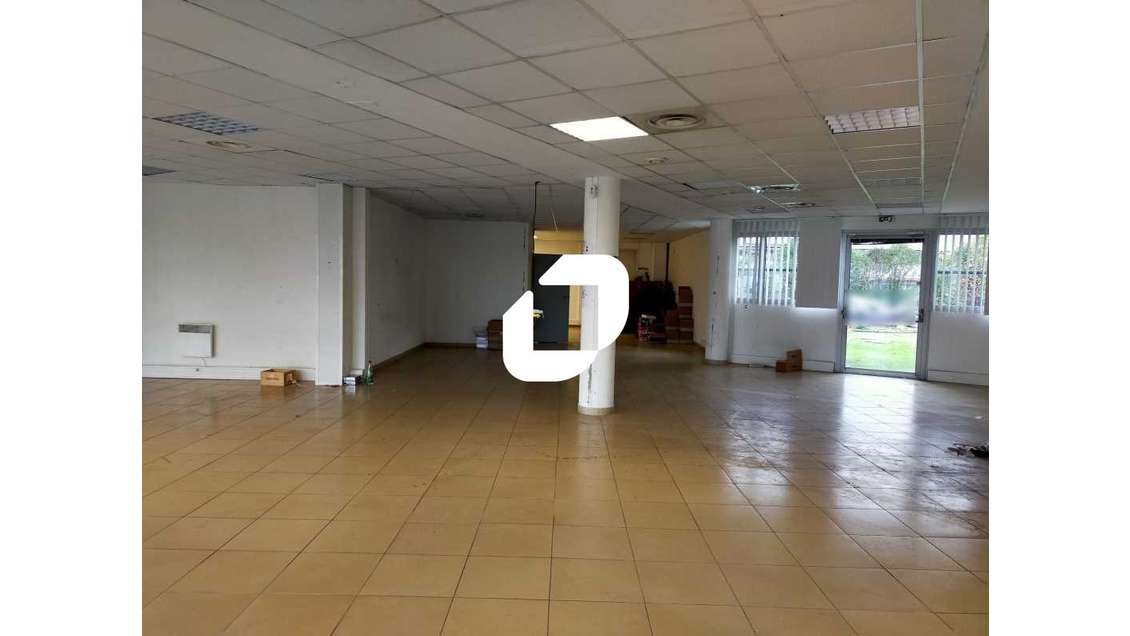 A louer Local commercial 190m² Bordeaux