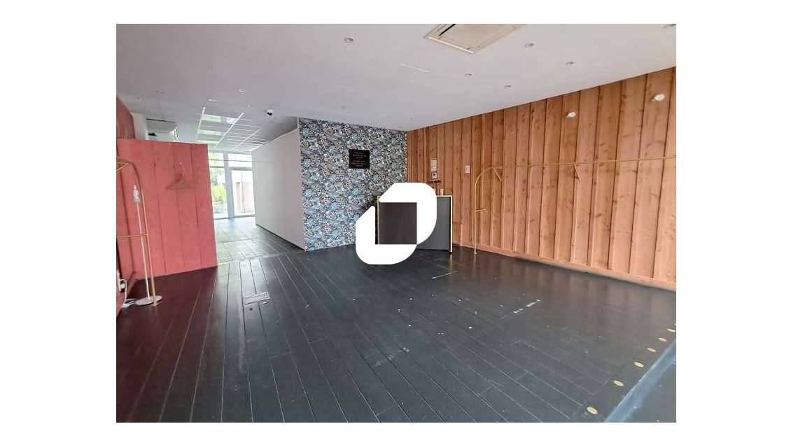 A louer Local commercial 74m² Bordeaux