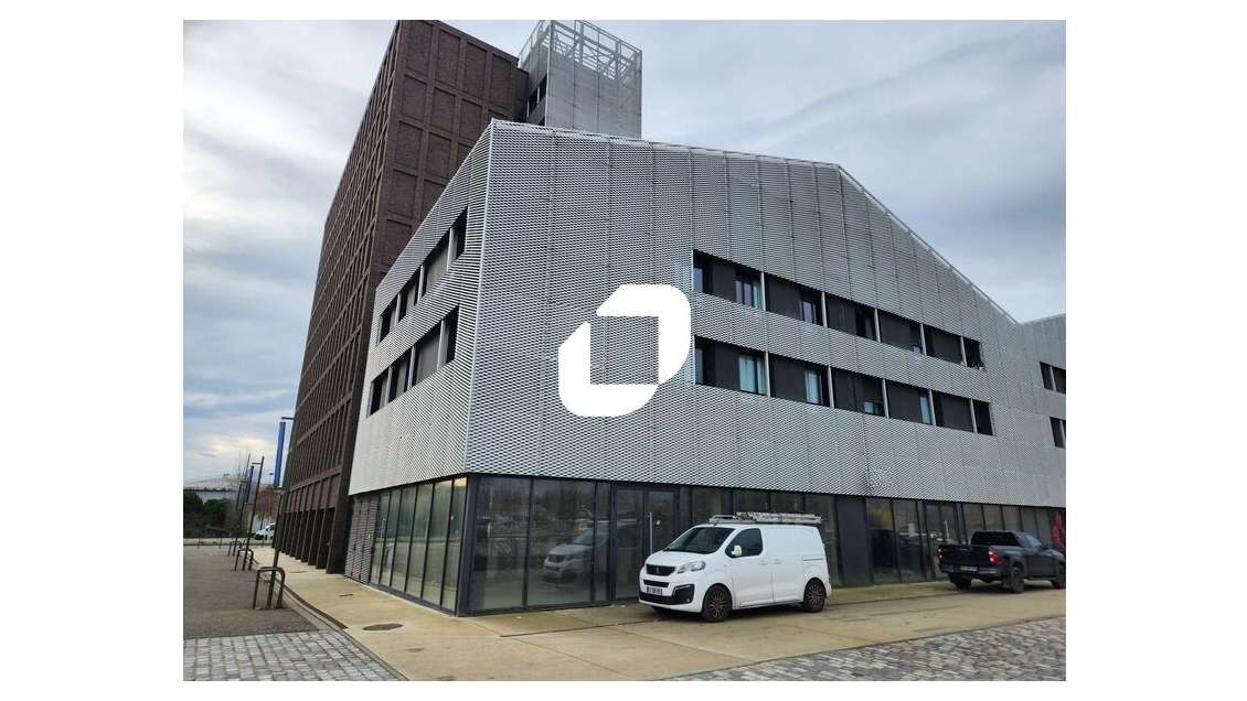 A louer Local commercial 118m² Bordeaux