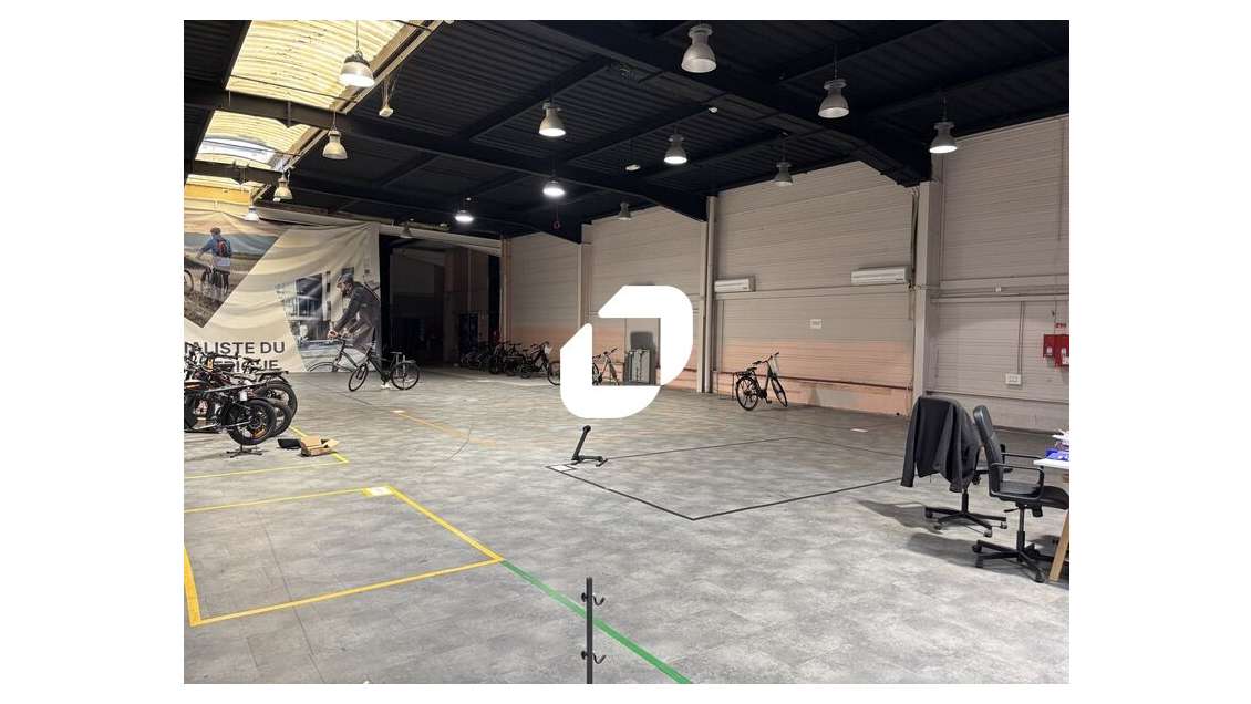 A louer Local commercial 1200m² Bordeaux