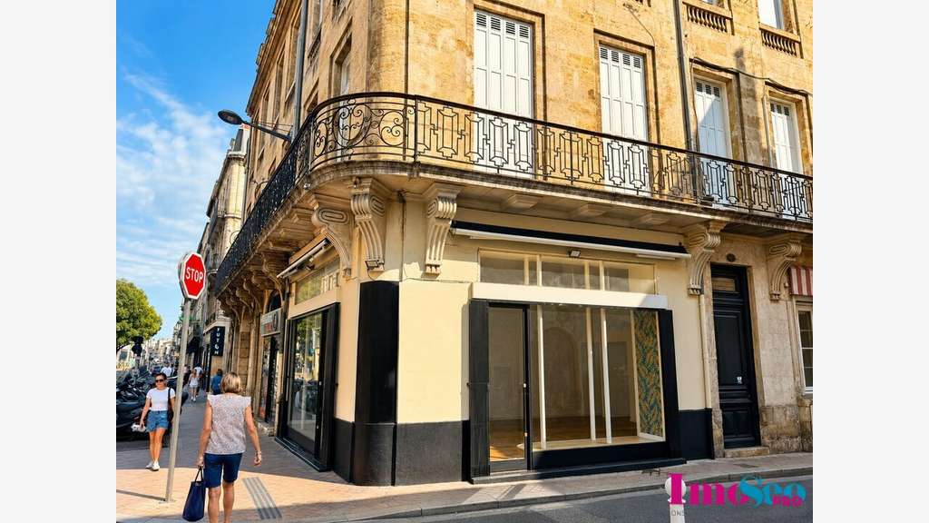 A louer local commercial 110m² à Bordeaux Centre