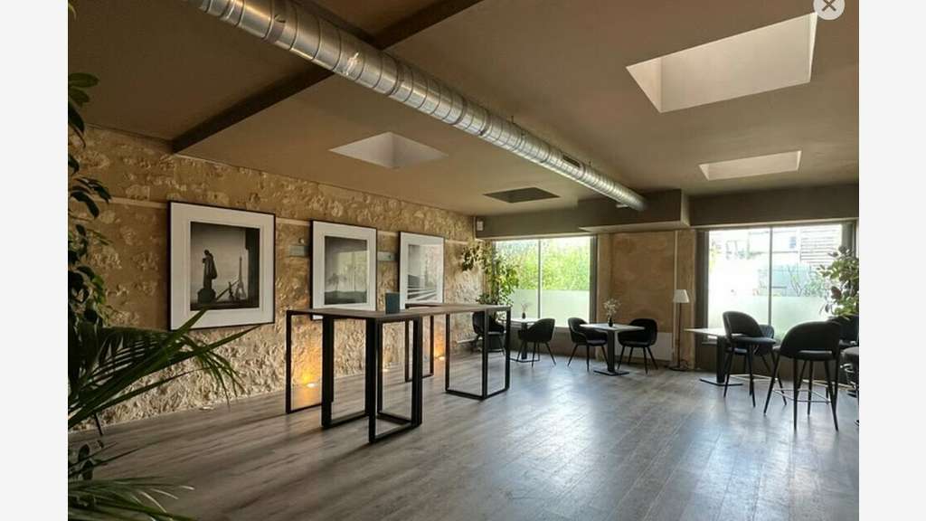 Loue local commercial 170m² à Bordeaux Chartrons
