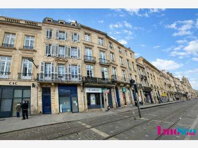 Loue local commercial 120m² Bordeaux axe passant