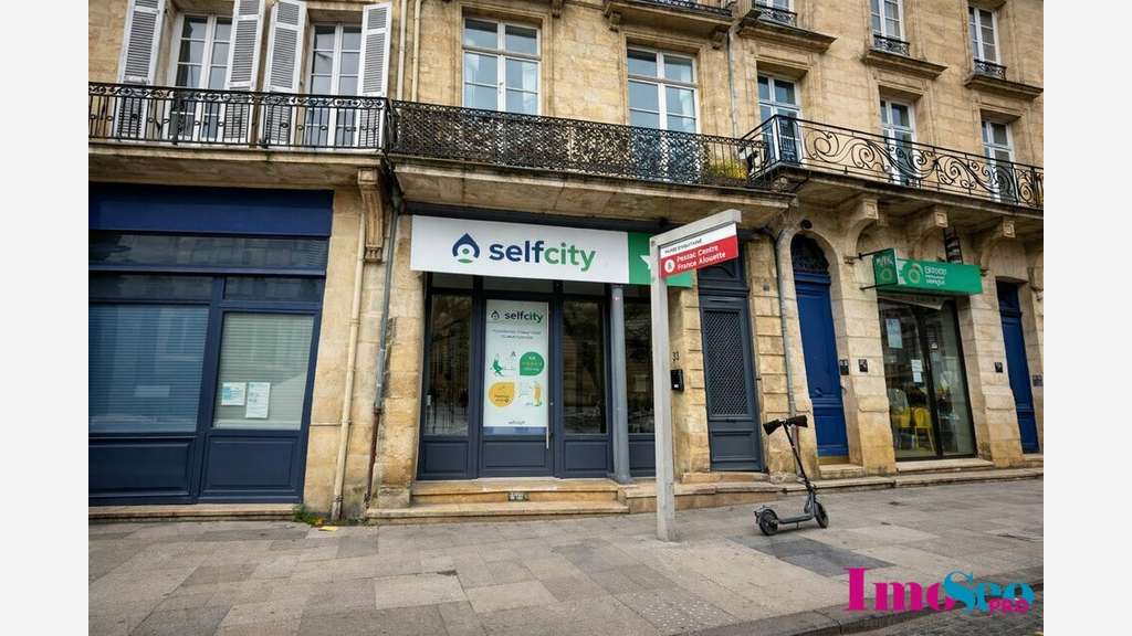 Loue local commercial 120m² Bordeaux axe passant