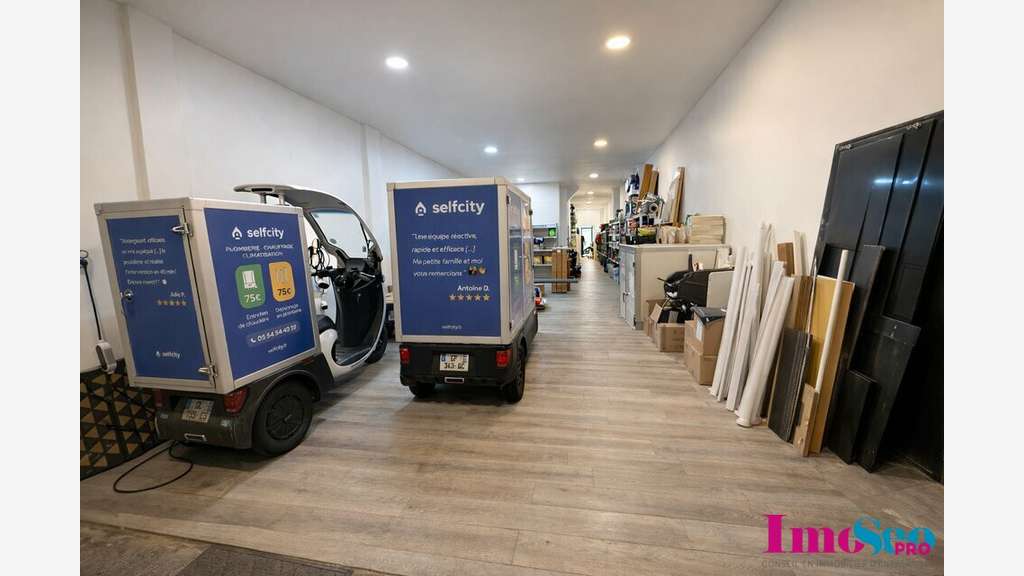 Loue local commercial 120m² Bordeaux axe passant