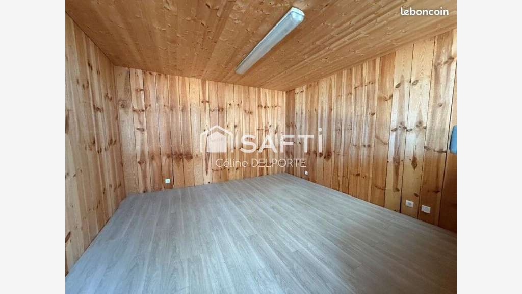 A louer local sécurisé 240m² empl premium Bordeaux