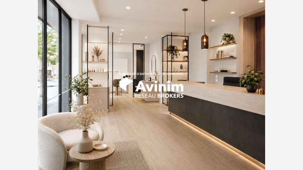 Local commercial à louer à Bordeaux limite Bègles 