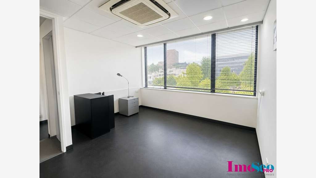 Local commercial 510m² à louer Bordeaux Cauderan