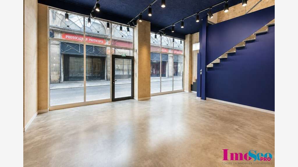 Local commercial 200m² à louer à Bordeaux