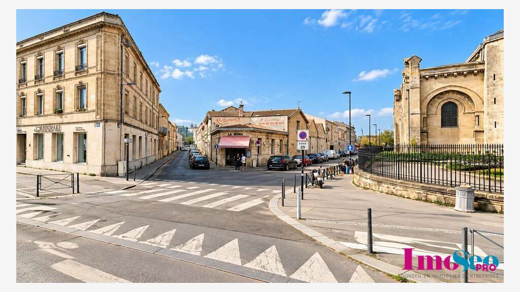 Local commercial de 320m² à louer à Bordeaux
