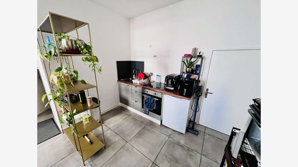 A louer bureaux rénovés 90m² à Bordeaux Chartrons
