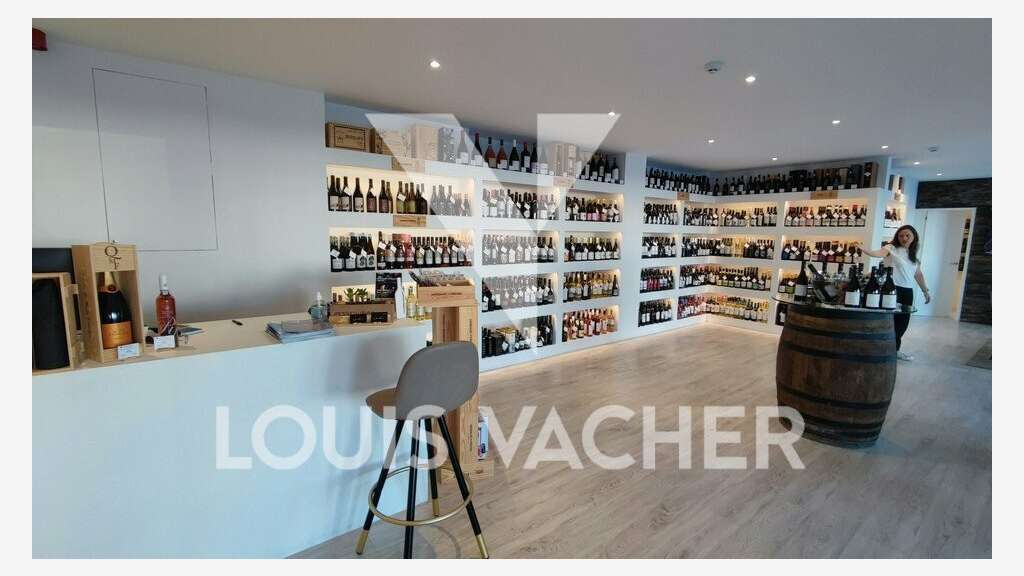 BORDEAUX - LOCAL COMMERCIAL à louer