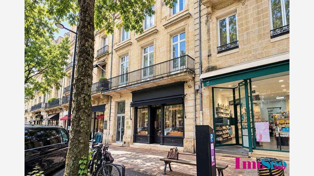 Local commercial 53m² à louer à Bordeaux