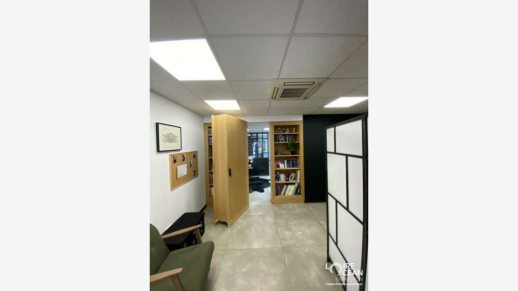Location local commercial 70m² centre Bouguenais