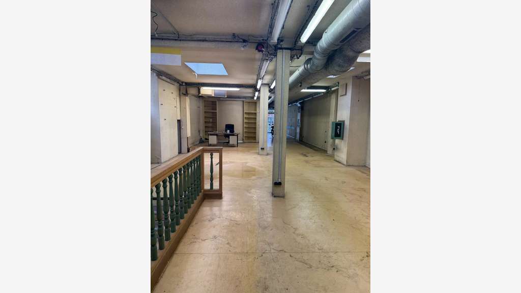 Location pure 520m² Ave Edouard Vaillant Boulogne