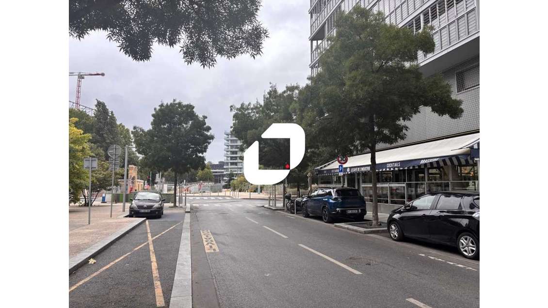 vous propose un local commercial à louer