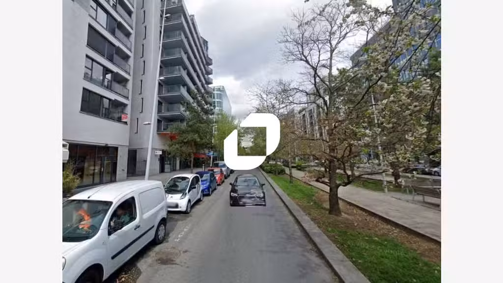  vous propose un local commercial à louer