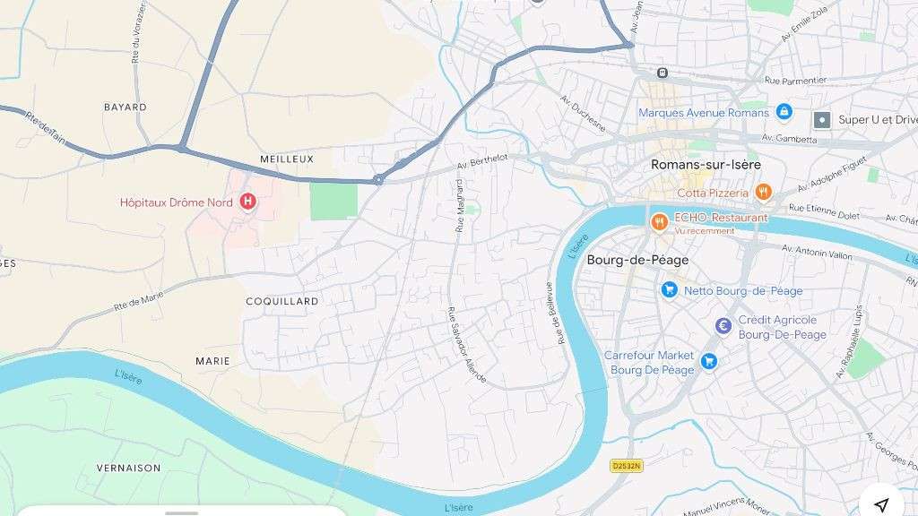 A louer locaux de 18 à 173m² à Bourg de Péage