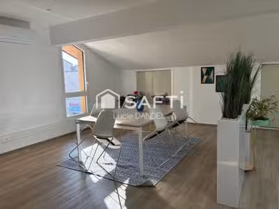 Bureau à louer de 158m²