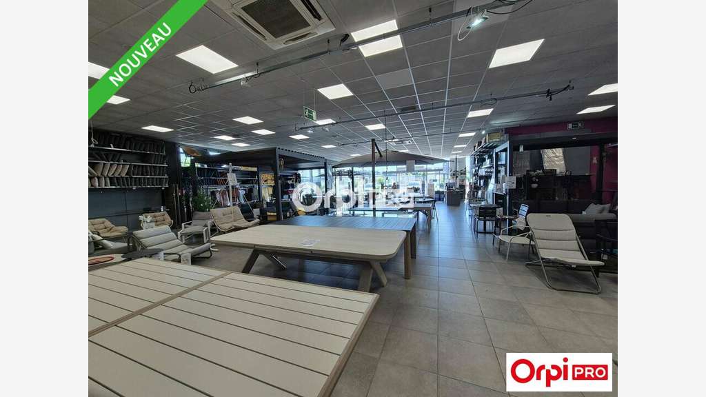 Local commercial 1100m² à louer Bourg-lès-Valence
