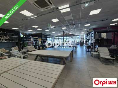Local commercial 1100m² à louer Bourg-lès-Valence