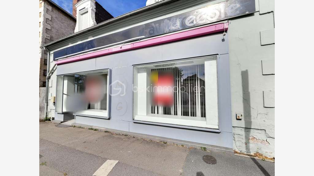 À louer local commercial bureaux 74m² à Bourges