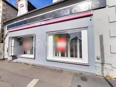 À louer - Local commercial / bureaux à Bourges