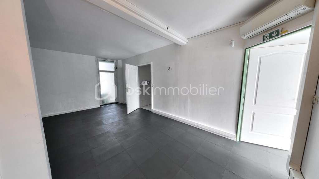 À louer local commercial bureaux 74m² à Bourges