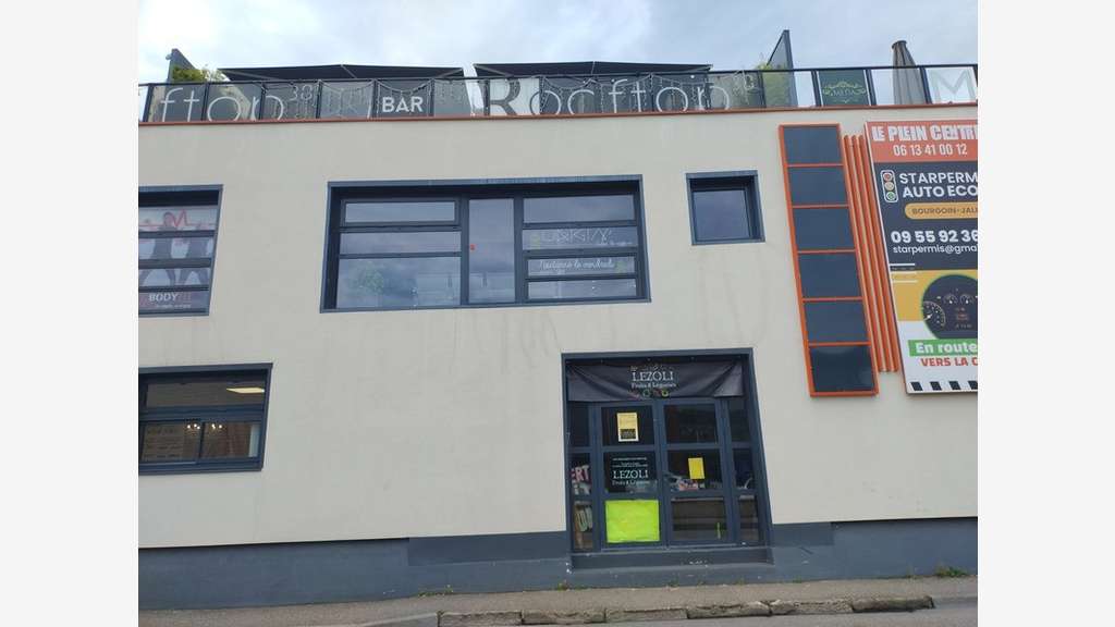 A louer local commercial 60m² à Bourgoin Jallieu