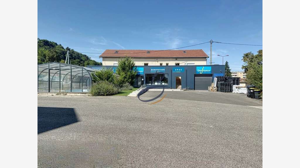 A louer local premium 210m² à Bourgoin-Jallieu