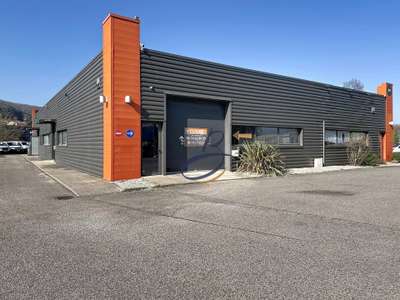 Location Locaux commerciaux - Boutiques à Bourgoin-Jallieu