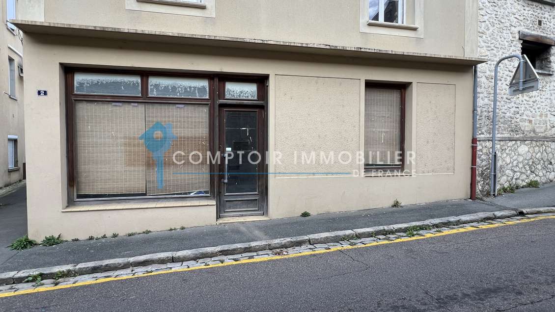 A louer local commercial 50m² centre de Boutigny