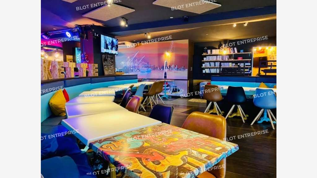 Location local commercial adapté resto 330m² Brest