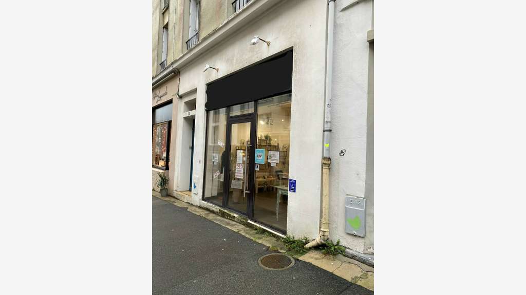 Local commercial 35m² à louer au centre de Brest