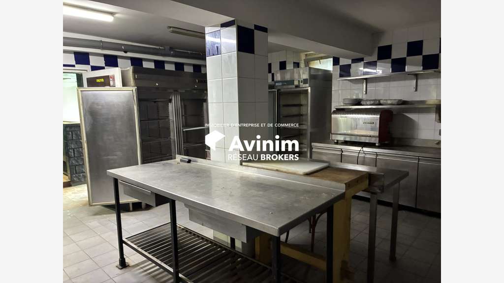 Location local restaurant libre 250m² à Brétigny