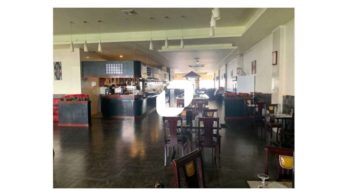 A louer Local commercial 550m² Brie comte robert