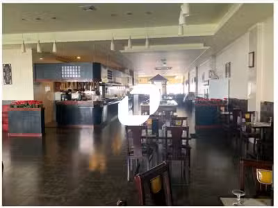 A louer Local commercial 550m² Brie comte robert