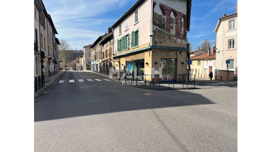 Local commercial 90m² empl N°1 à louer Brignais  