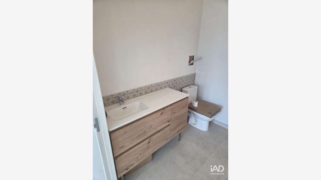 A louer local professionnel de 40m² à Brindas