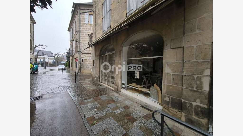A louer local commercial de 50m² à Brive centre