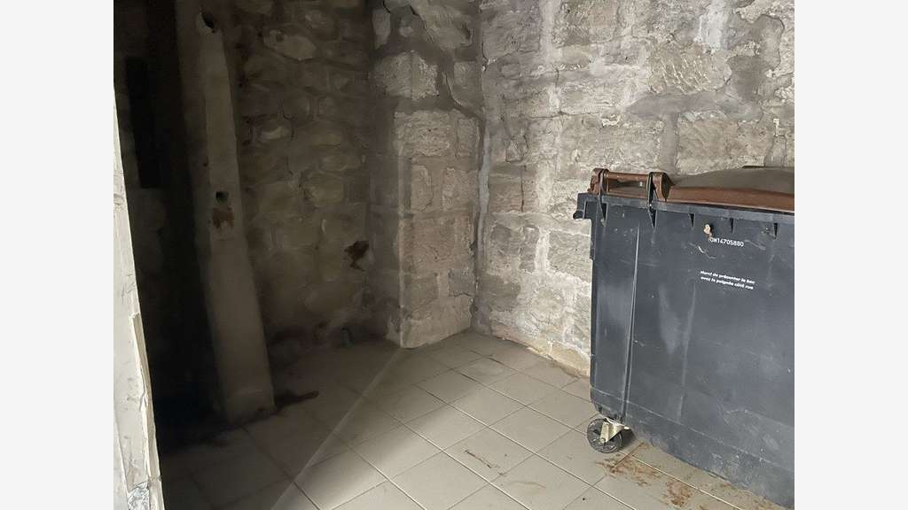 A louer local commercial 155m² à Brive