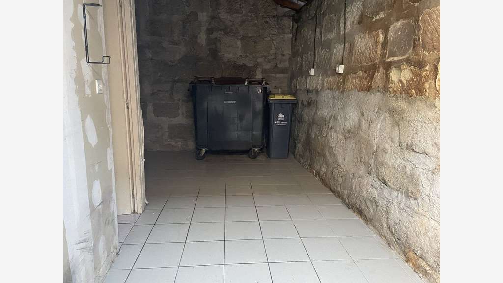 A louer local commercial 155m² à Brive
