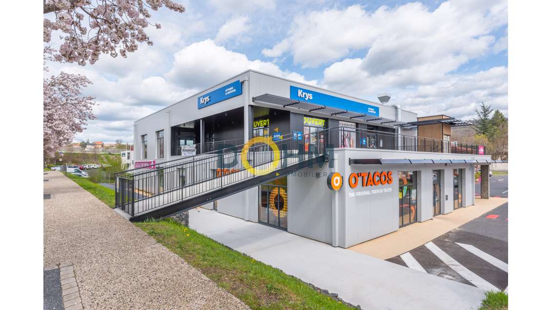 Loue murs commerciaux de 300m² à Brives Charensac