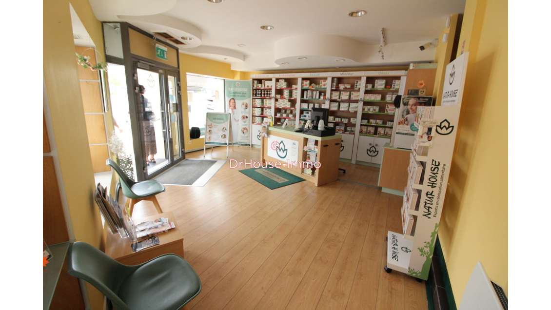 A louer local commercial hyper centre à Bruay